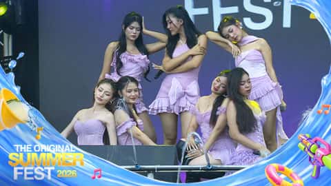 ကိုကိုရေ...ချစ်တယ်